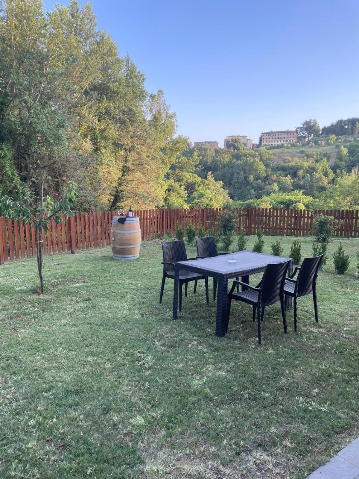 La Casa Nel Bosco Daire Siena Dış mekan fotoğraf